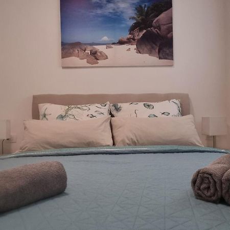 Apartamento Deluxe Novalja Exterior foto