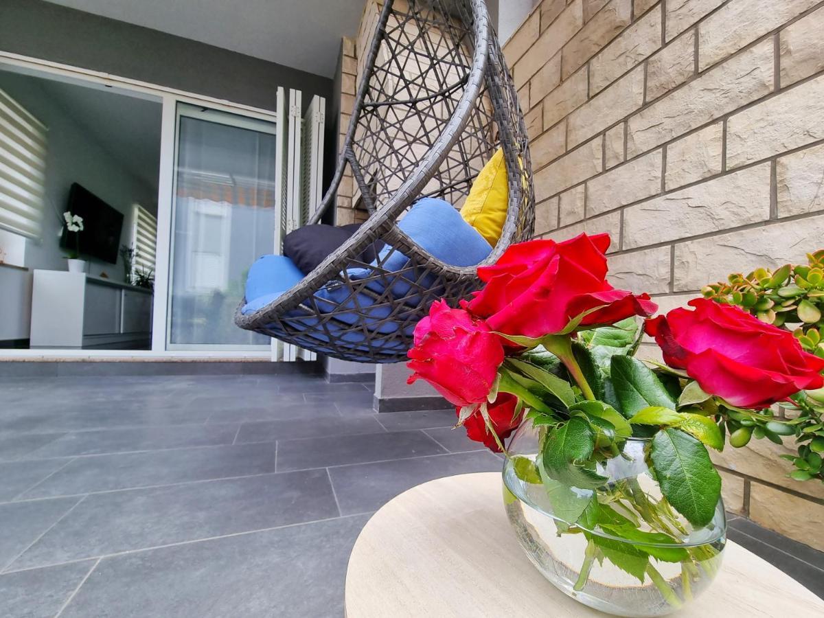 Apartamento Deluxe Novalja Exterior foto