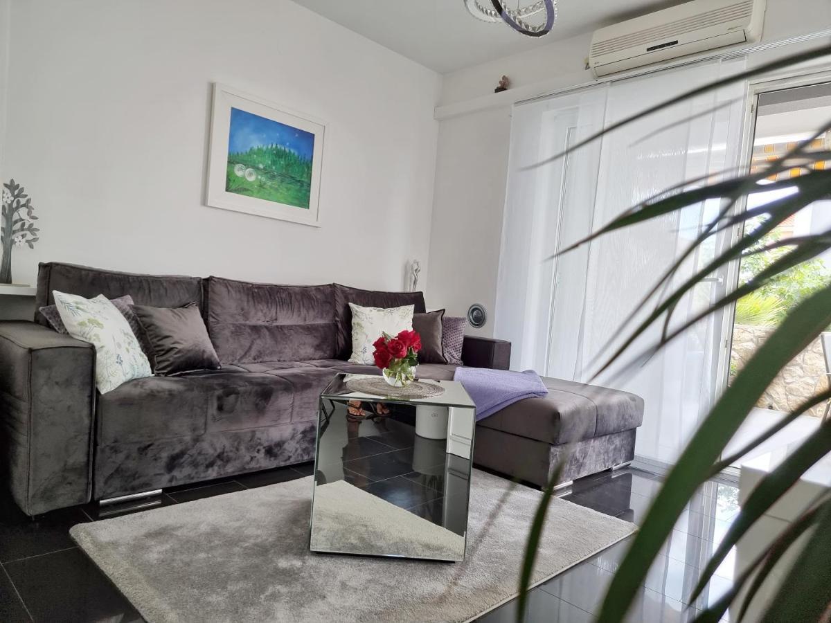 Apartamento Deluxe Novalja Exterior foto