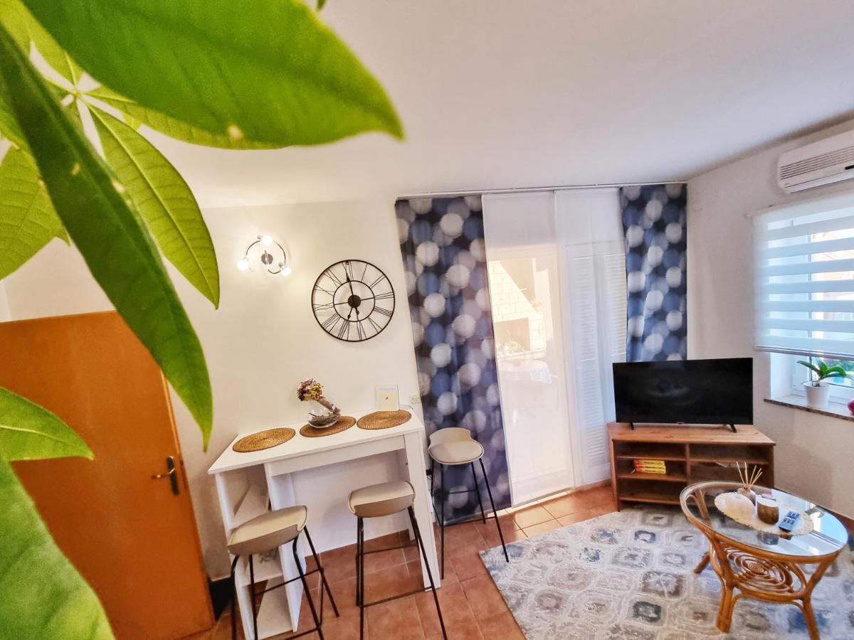 Apartamento Deluxe Novalja Exterior foto