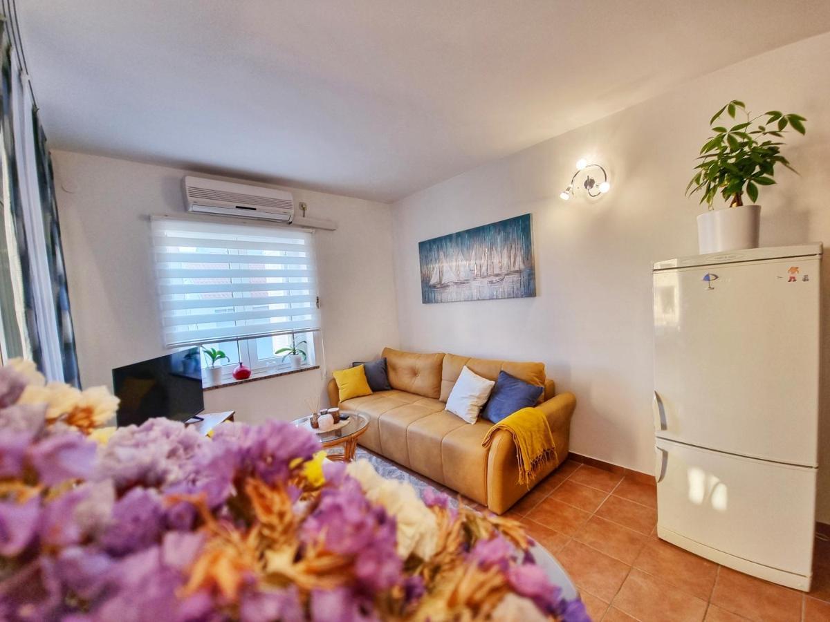 Apartamento Deluxe Novalja Exterior foto
