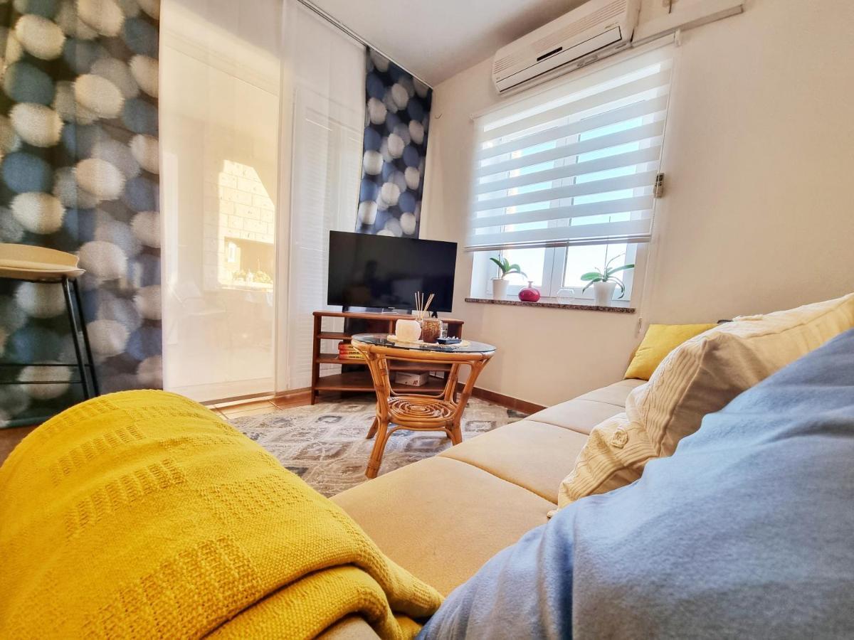 Apartamento Deluxe Novalja Exterior foto